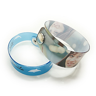 ビニール製リストバンド15mm巾と22mm巾の比較